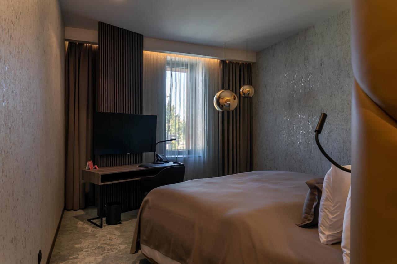Theatre Hotel Olomouc Eksteriør billede