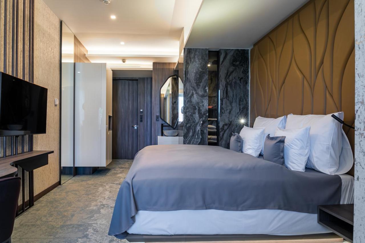 Theatre Hotel Olomouc Eksteriør billede