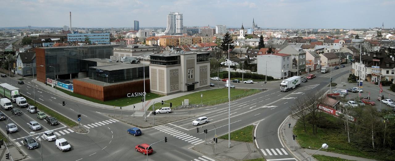 Theatre Hotel Olomouc Eksteriør billede